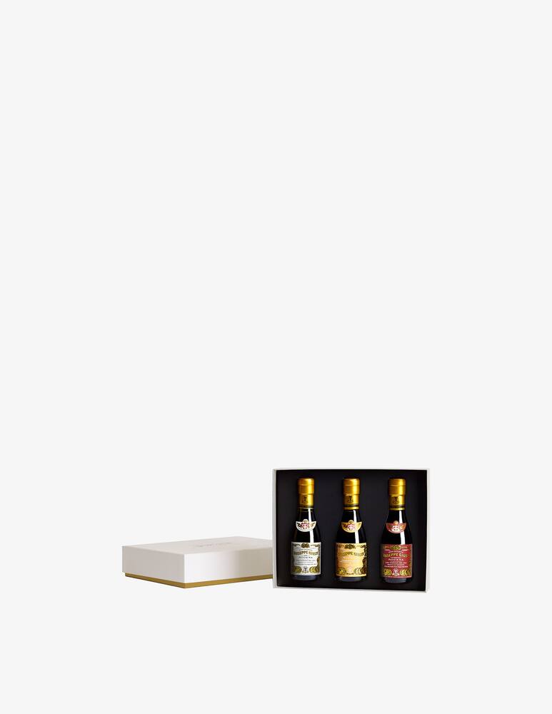 Giuseppe Giusti Giusti Three Condiments with Truffle 2 and 3 Gold Medals - picture 1 Giuseppe Giusti Giusti Three Condiments with Truffle 2 and 3 Gold Medals - picture 1