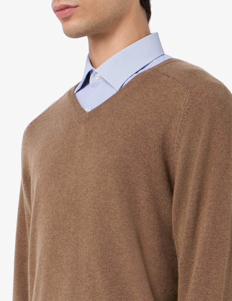 Pure Cashmere V-neck cashmere jumper - picture 4 Pure Cashmere V-neck cashmere jumper - picture 4