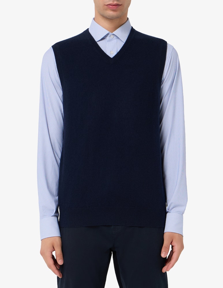 Pure Cashmere V-neck cashmere gilet - picture 1 Pure Cashmere V-neck cashmere gilet - picture 1