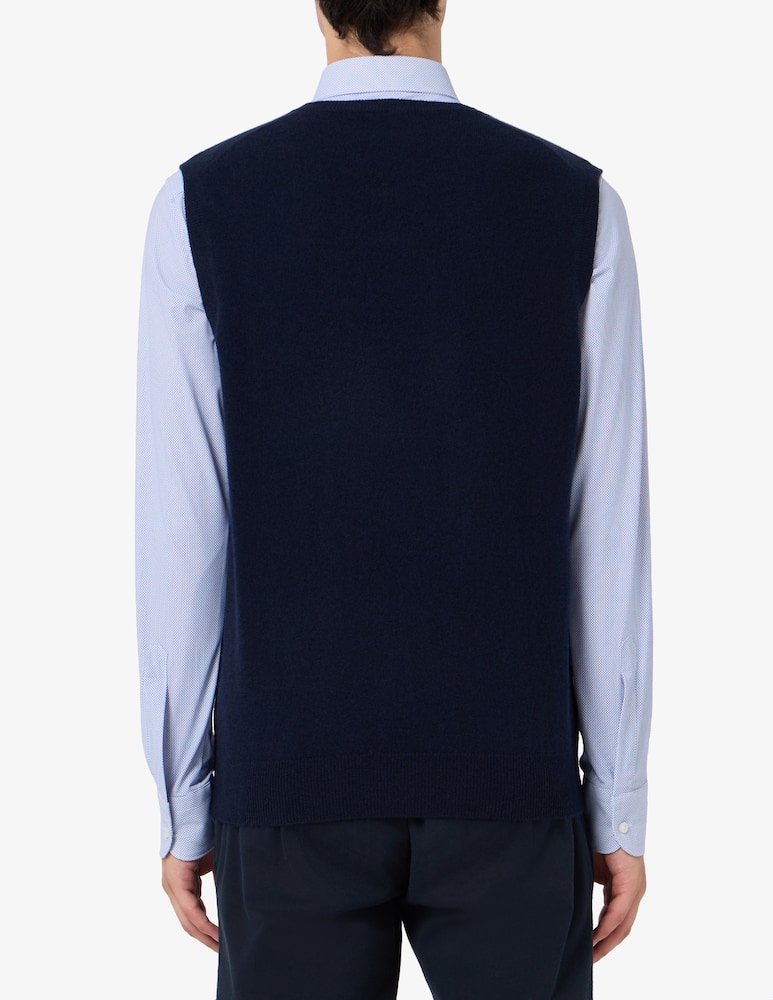 Pure Cashmere V-neck cashmere gilet - picture 3 Pure Cashmere V-neck cashmere gilet - picture 3