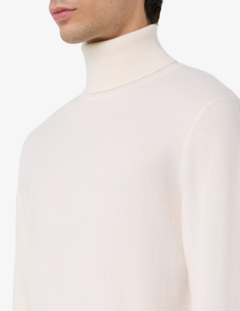 Pure Cashmere Turtleneck cashmere sweater - picture 4 Pure Cashmere Turtleneck cashmere sweater - picture 4