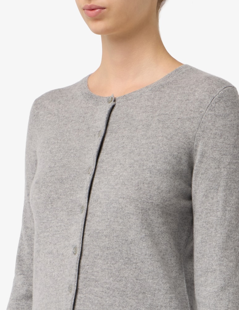 Pure Cashmere Coreana crew neck cardigan - picture 4 Pure Cashmere Coreana crew neck cardigan - picture 4