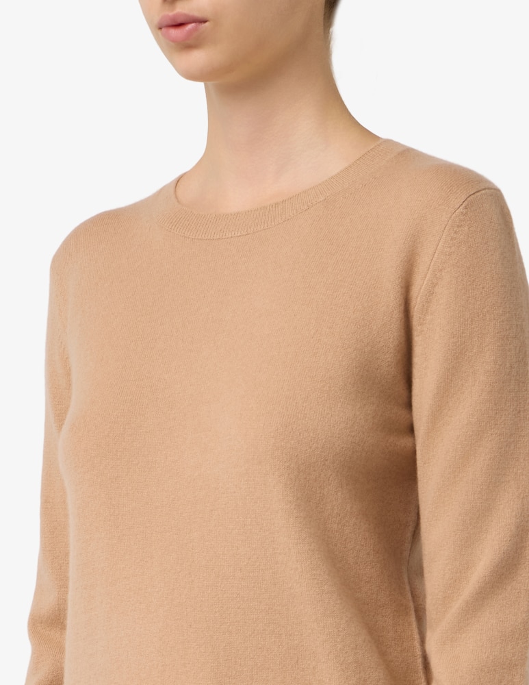 Pure Cashmere Basic crew neck jumper - picture 4 Pure Cashmere Basic crew neck jumper - picture 4