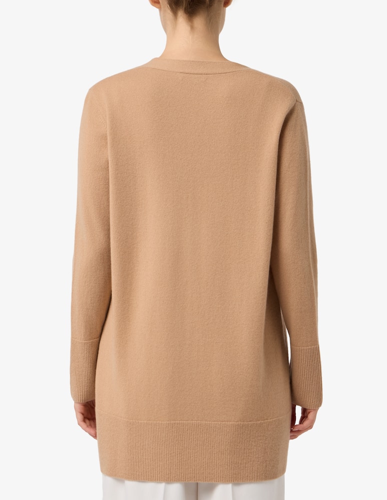 Pure Cashmere Long v-neck cardigan - picture 3 Pure Cashmere Long v-neck cardigan - picture 3