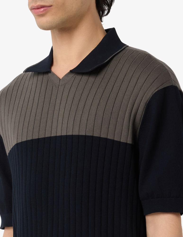 Armani Exchange Ribbed knit polo t-shirt - picture 4 Armani Exchange Ribbed knit polo t-shirt - picture 4