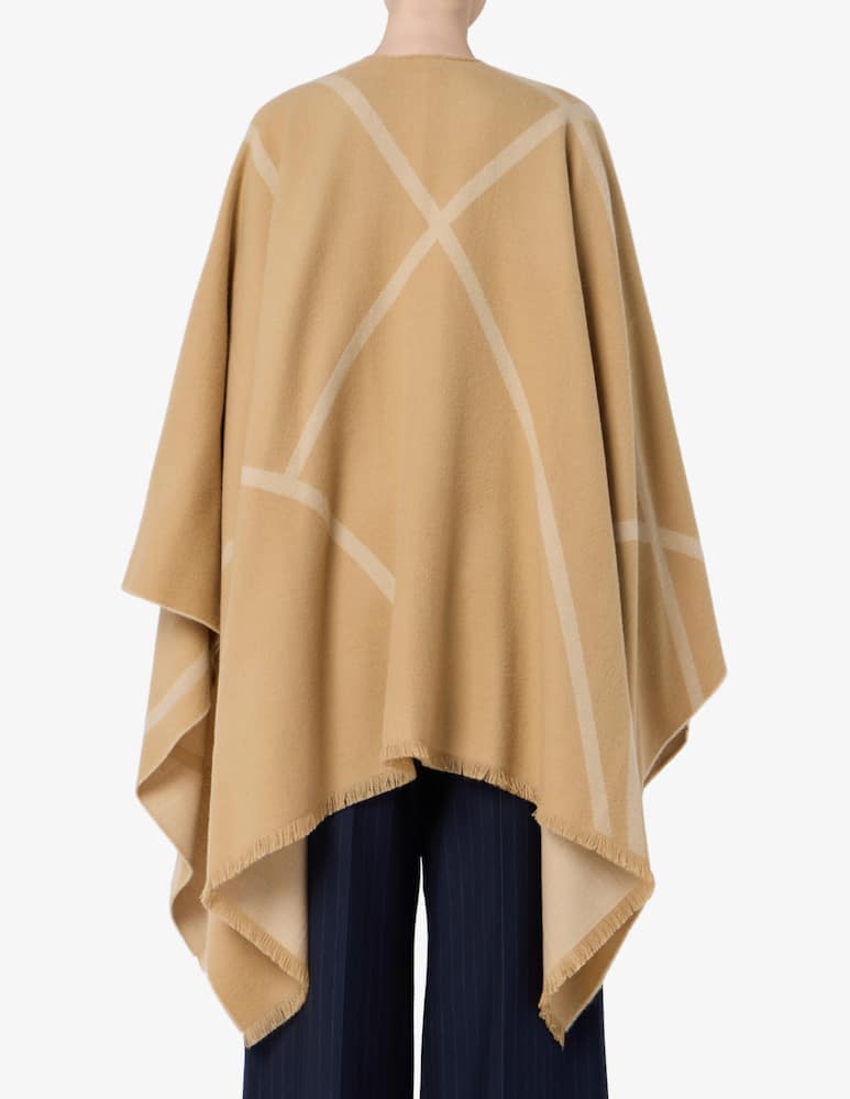 rinascente MM Giudea cape Max Mara