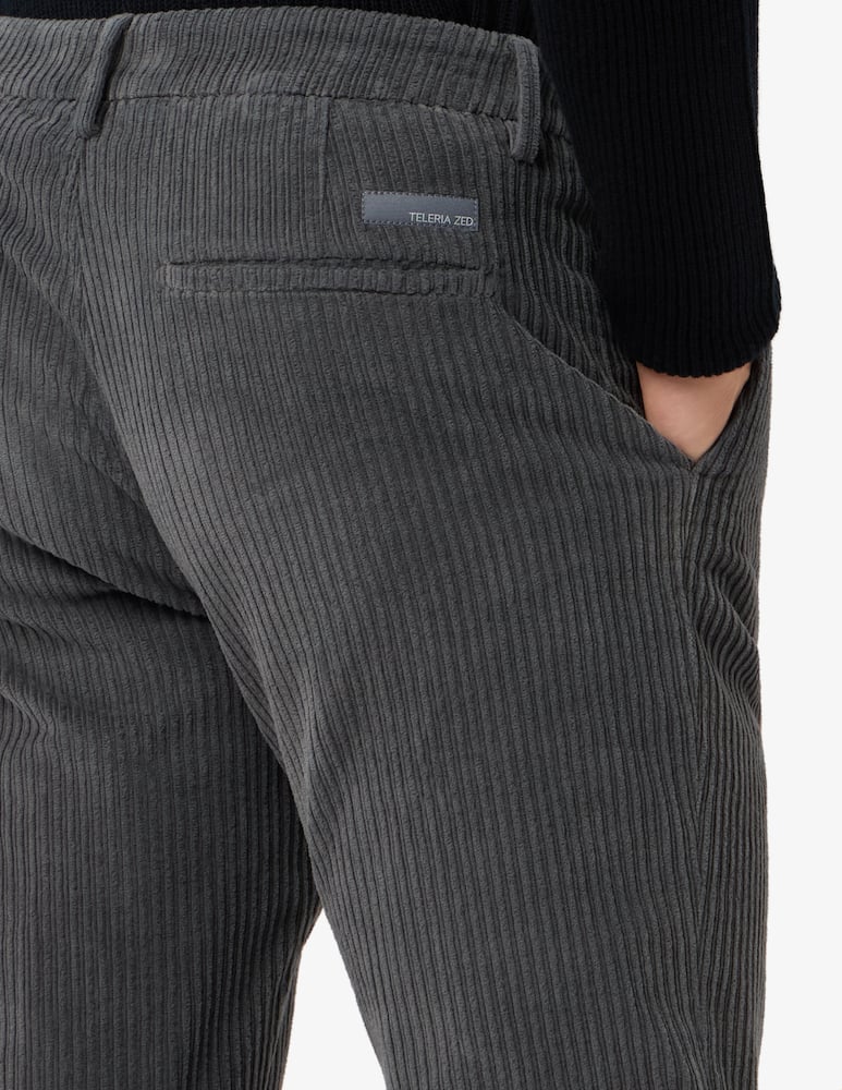 Teleria Zed Chino slim corduroy trousers - picture 4 Teleria Zed Chino slim corduroy trousers - picture 4