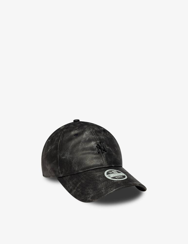 rinascente New Era Faux leather 9Twenty cap
