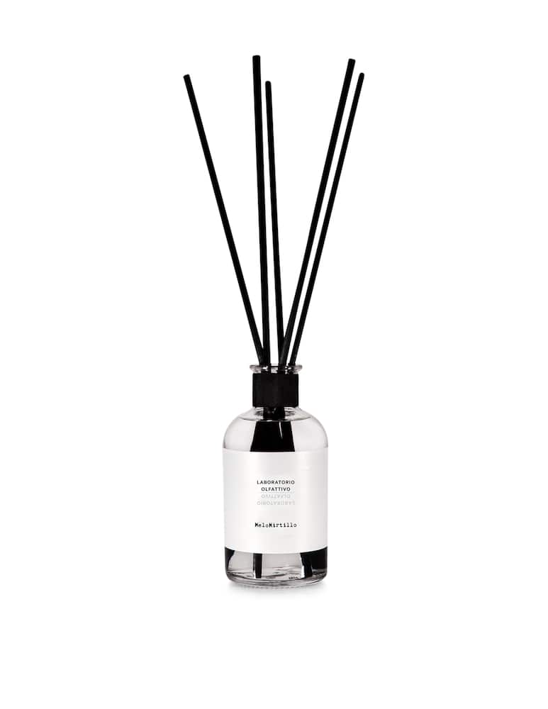 Laboratorio Olfattivo Diffusore MeloMirtillo 500 ml - immagine 1 Laboratorio Olfattivo Diffusore MeloMirtillo 500 ml - immagine 1