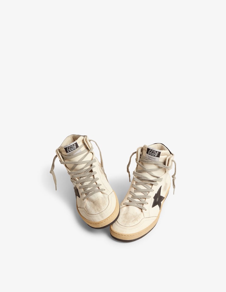 Golden Goose Sky star nappa upper with serigraph leather star and ankle sneakers - picture 2 Golden Goose Sky star nappa upper with serigraph leather star and ankle sneakers - picture 2