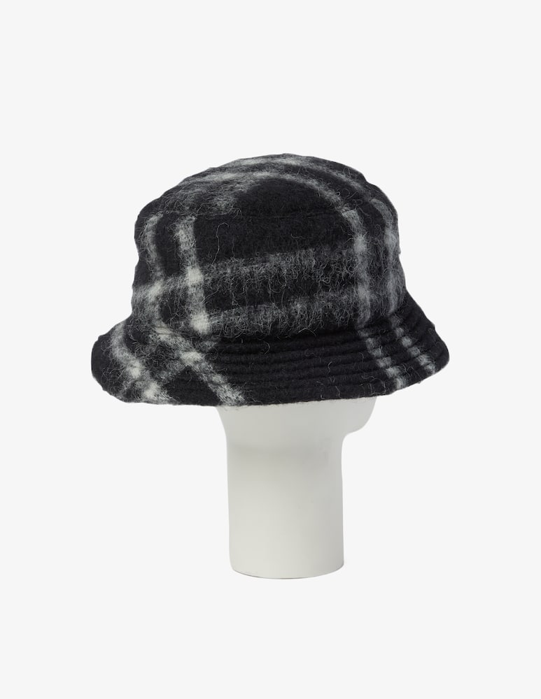 Marni Cappello - immagine 3 Marni Cappello - immagine 3