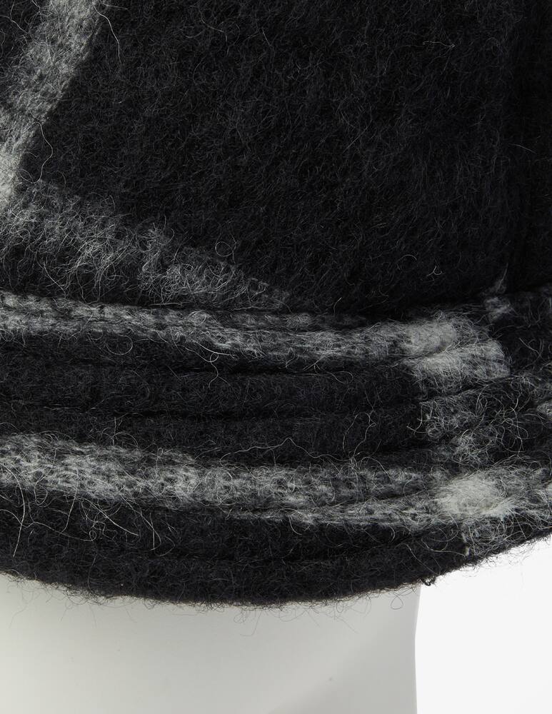 Marni Cappello - immagine 4 Marni Cappello - immagine 4