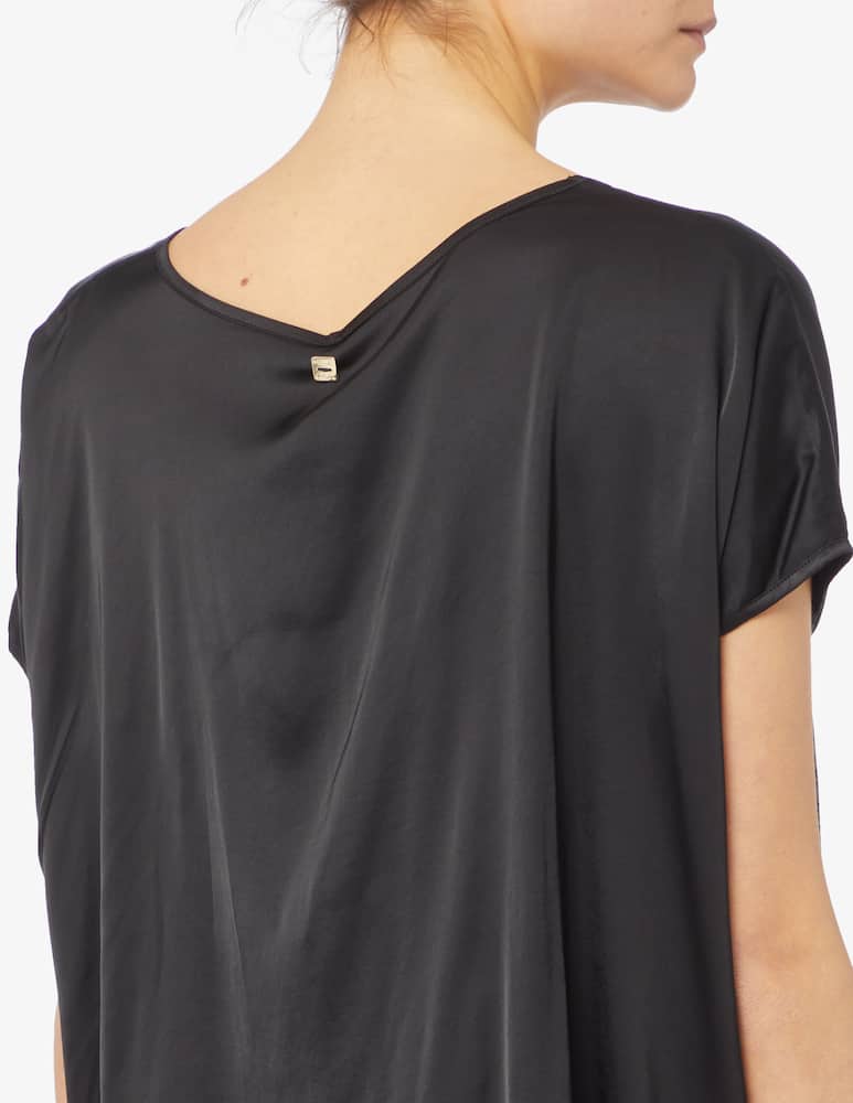 Manila Grace Blusa morbita raso - immagine 4 Manila Grace Blusa morbita raso - immagine 4