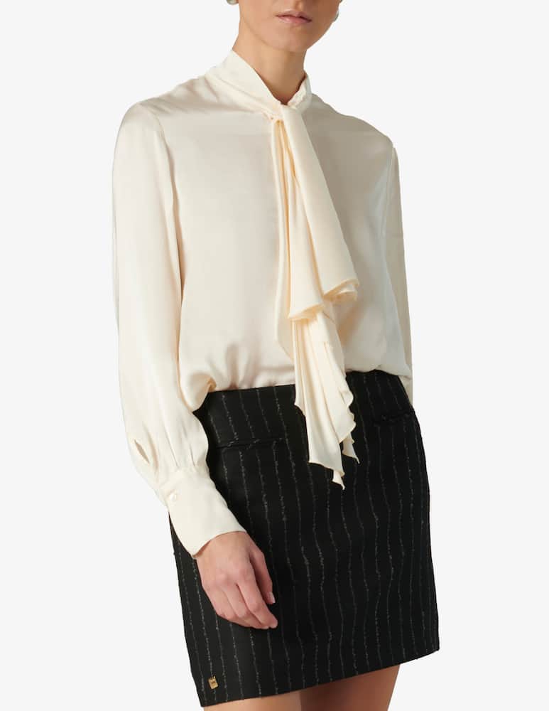 Manila Grace Blusa con fiocco - immagine 1 Manila Grace Blusa con fiocco - immagine 1