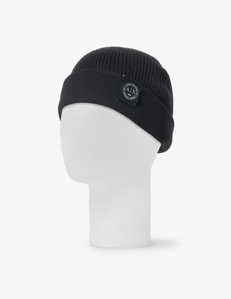 Armani Exchange Beanie hat with logo patch - picture 1 Armani Exchange Beanie hat with logo patch - picture 1