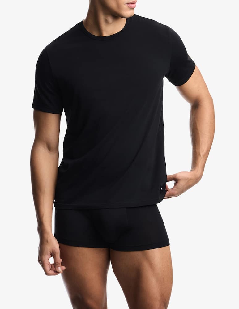 Emporio Armani Crew neck t-shirt with logo label - picture 2 Emporio Armani Crew neck t-shirt with logo label - picture 2