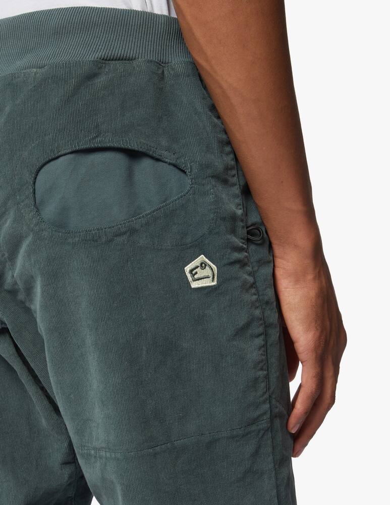 rinascente E9 Pantalone rondo vs2 in velluto a coste