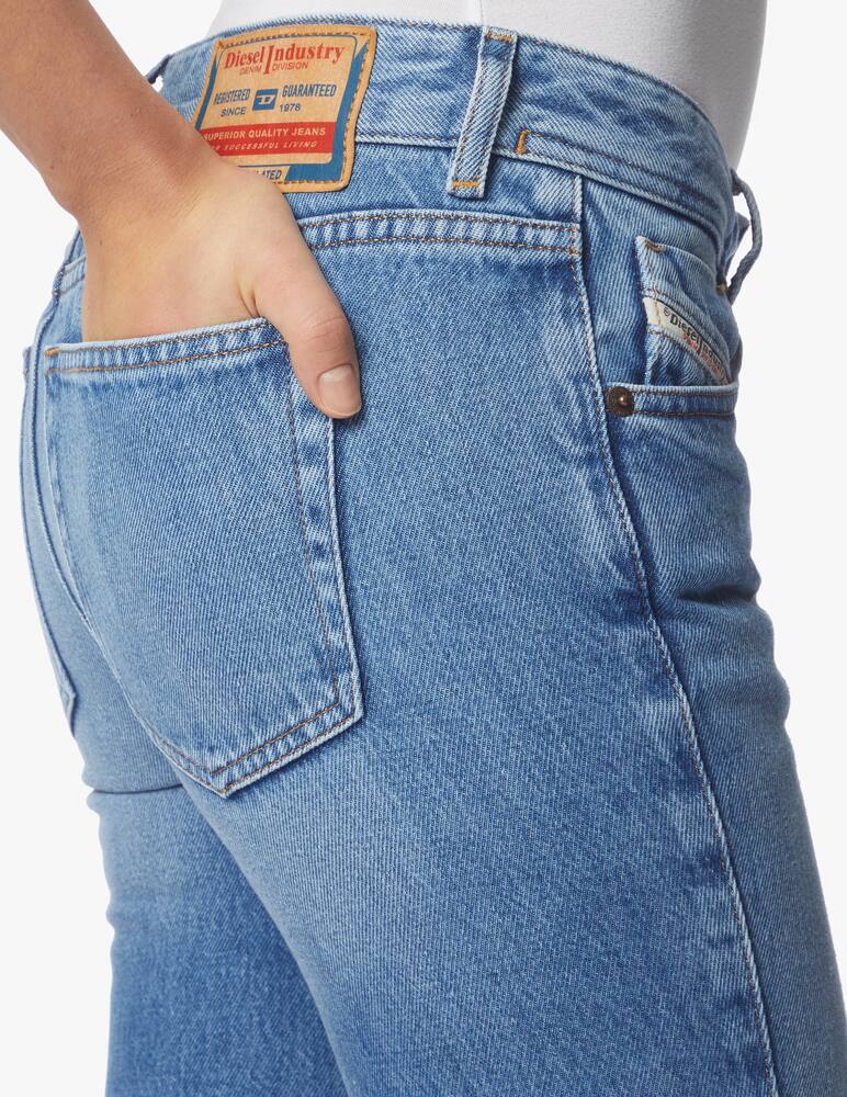 rinascente Diesel Jeans a gamba larga e vita bassa Ebbey 1969 - azzurro