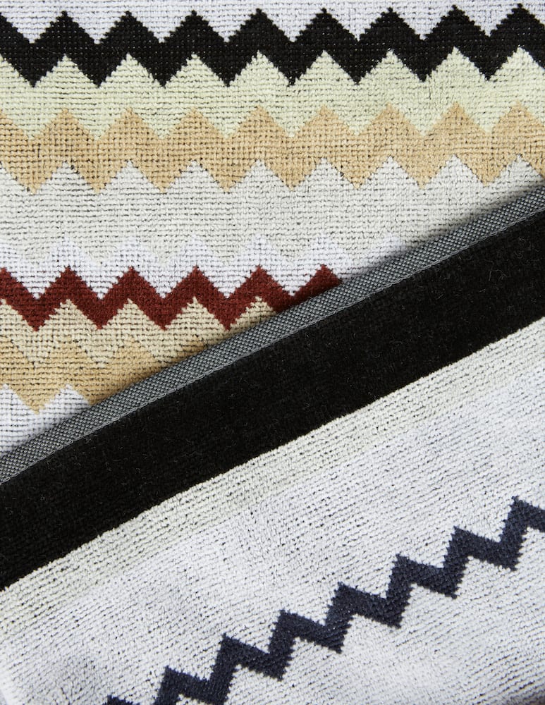 Missoni Home Curt Guest Bath Towel - picture 3 Missoni Home Curt Guest Bath Towel - picture 3