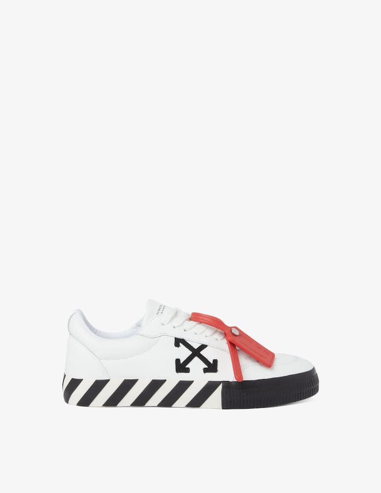 Off-White Low vulcanized sneakers - picture 1 Off-White Low vulcanized sneakers - picture 1