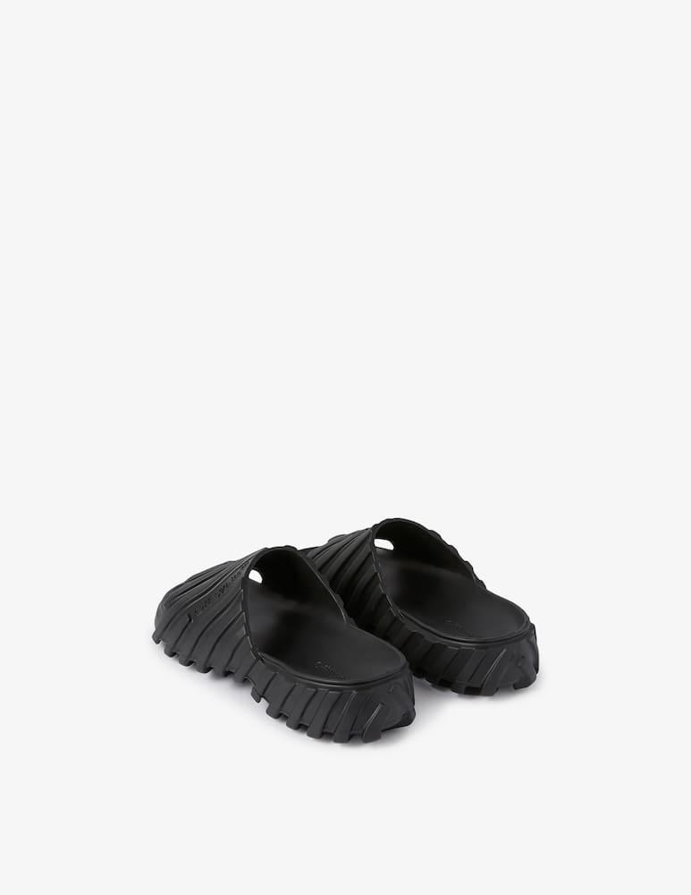 Off-White Ciabatte exploration - immagine 4 Off-White Ciabatte exploration - immagine 4