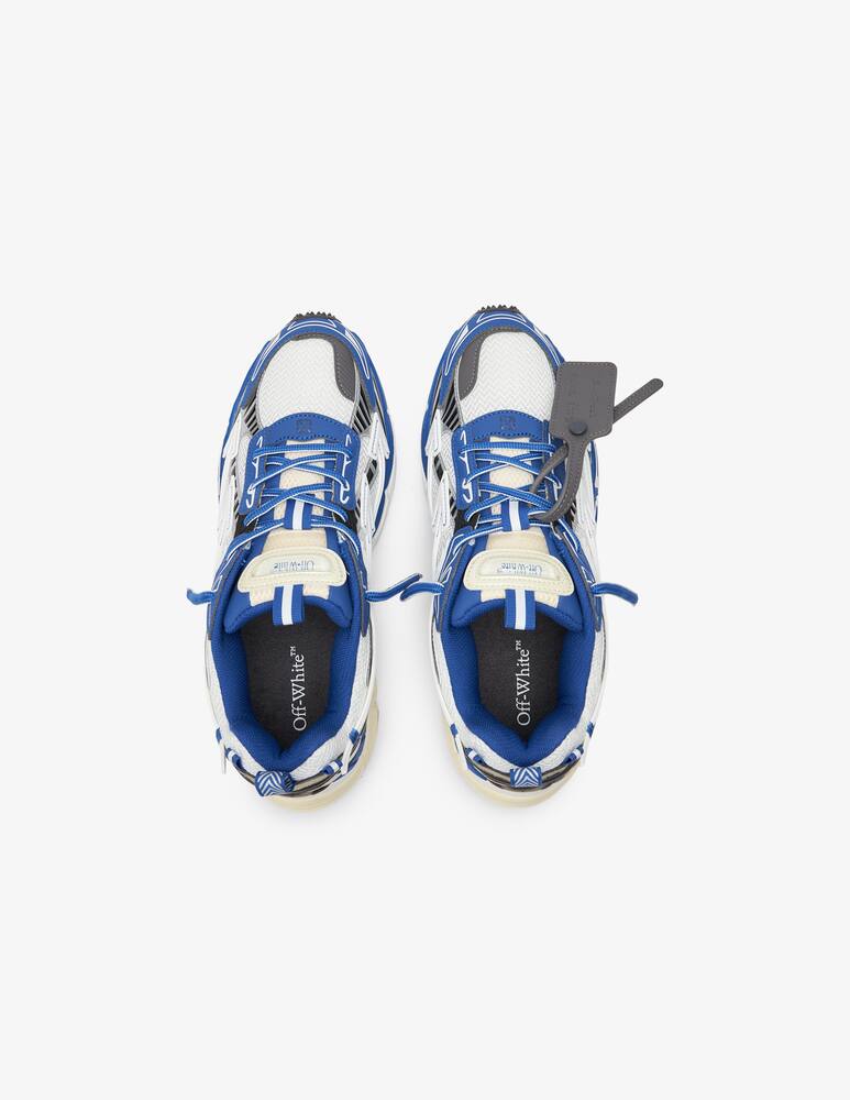 rinascente Off-White Runner ow be right back