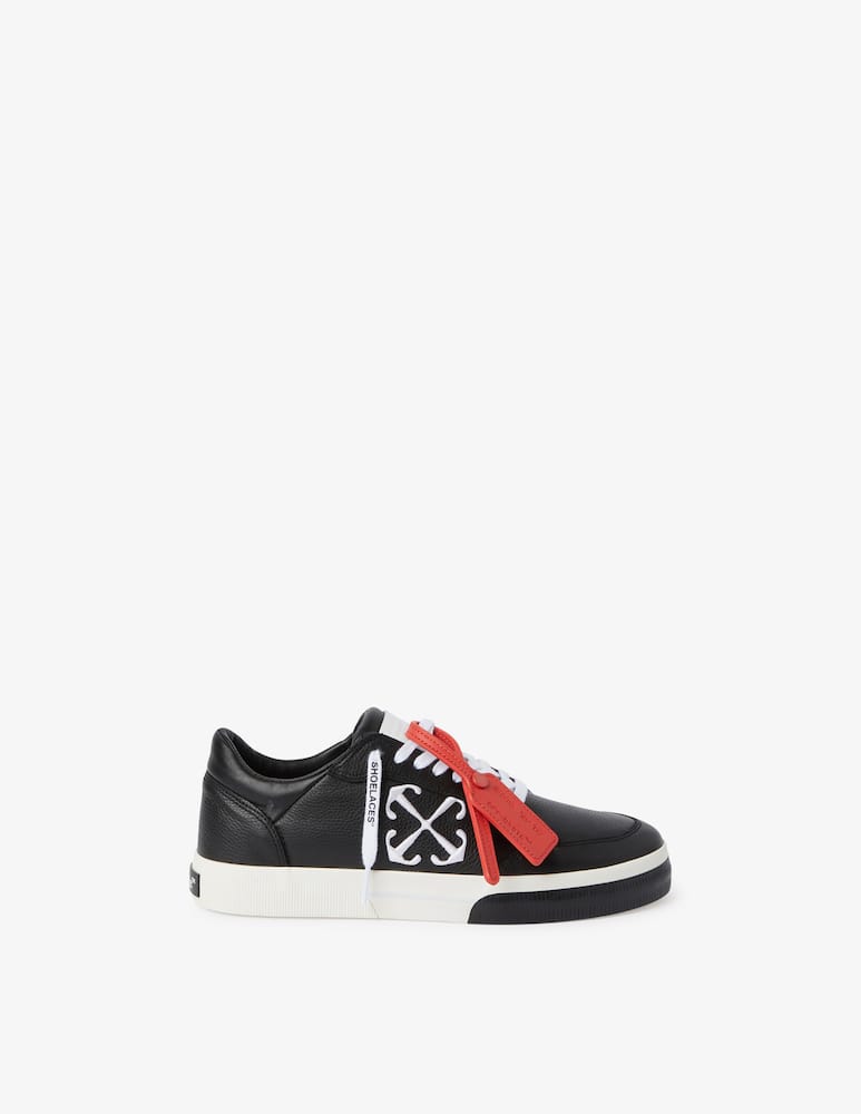 Off-White New low vulcanized leather sneakers - picture 1 Off-White New low vulcanized leather sneakers - picture 1