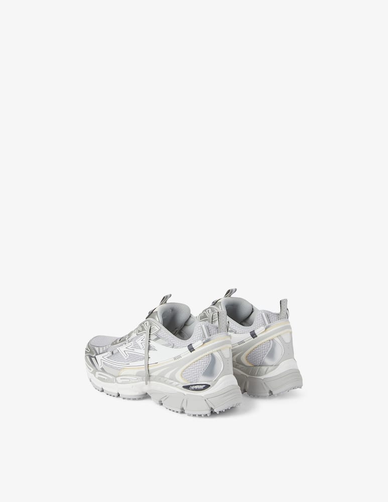 rinascente Off-White Runner ow be right back
