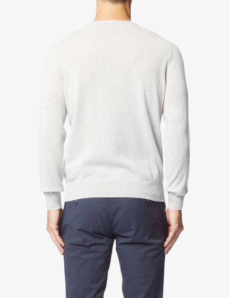 Eleventy Maglia girocollo in cashmere - immagine 2 Eleventy Maglia girocollo in cashmere - immagine 2