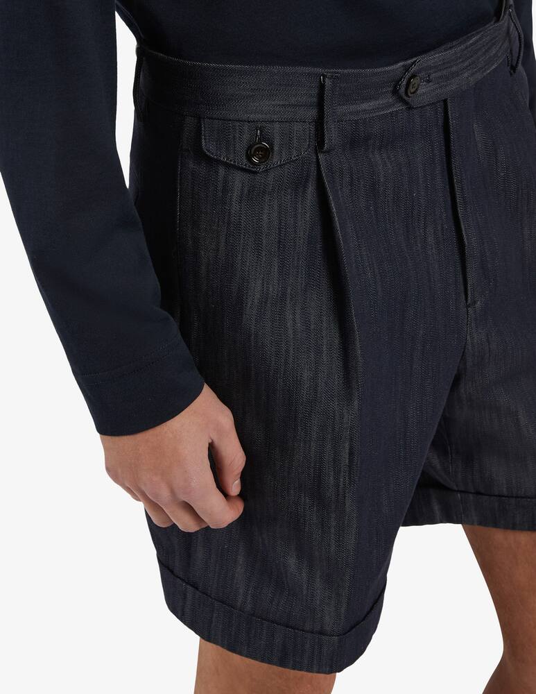rinascente Lardini Single pleat Bermuda shorts with cuff at the bottom
