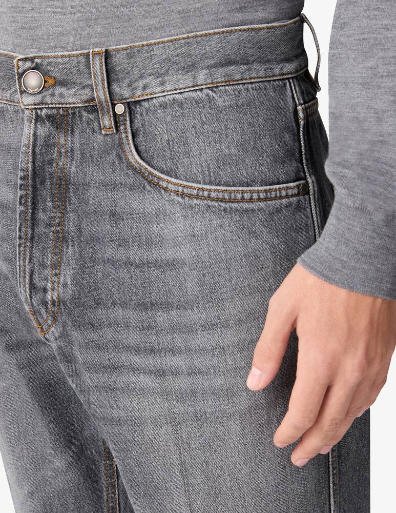 Lardini Carrot fit 5-pocket jeans - picture 4 Lardini Carrot fit 5-pocket jeans - picture 4