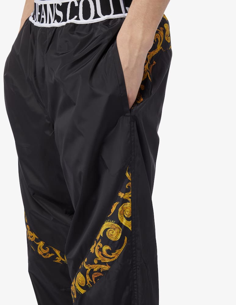 Versace Jeans Couture Nylon logo pants - picture 4 Versace Jeans Couture Nylon logo pants - picture 4