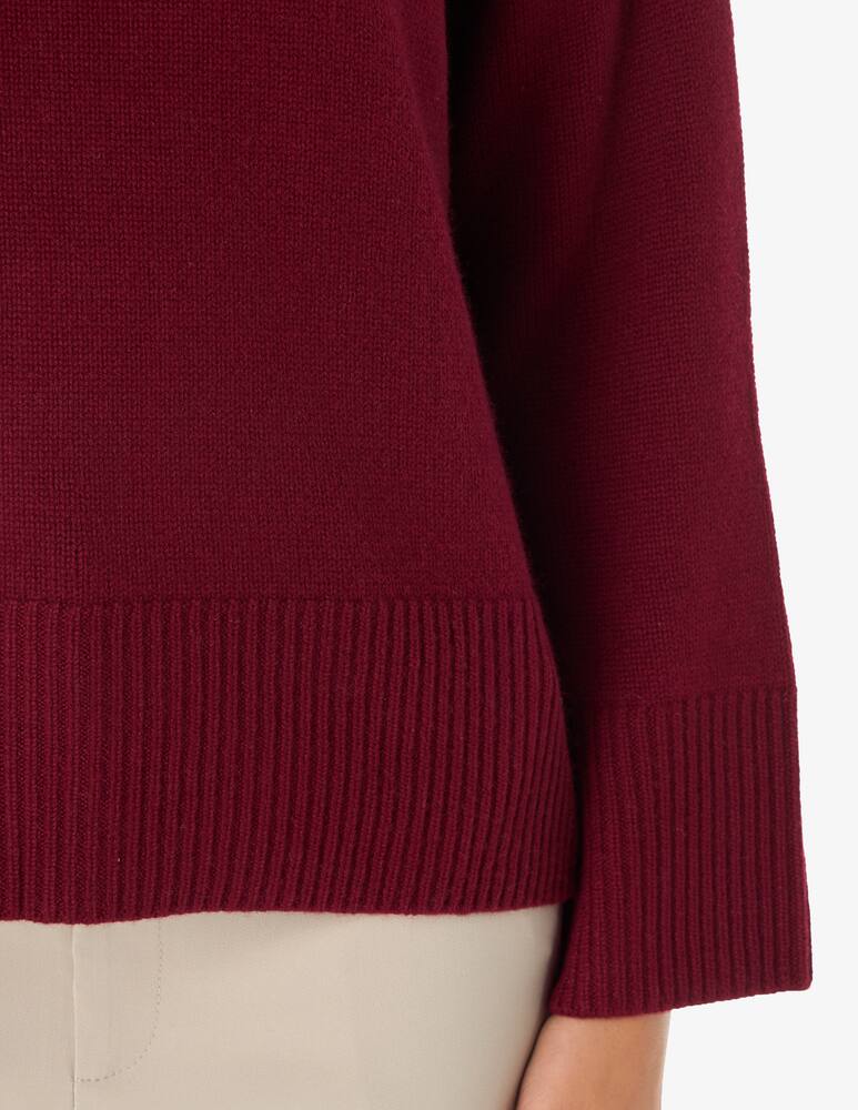 rinascente Pure Cashmere Turtleneck over sweater