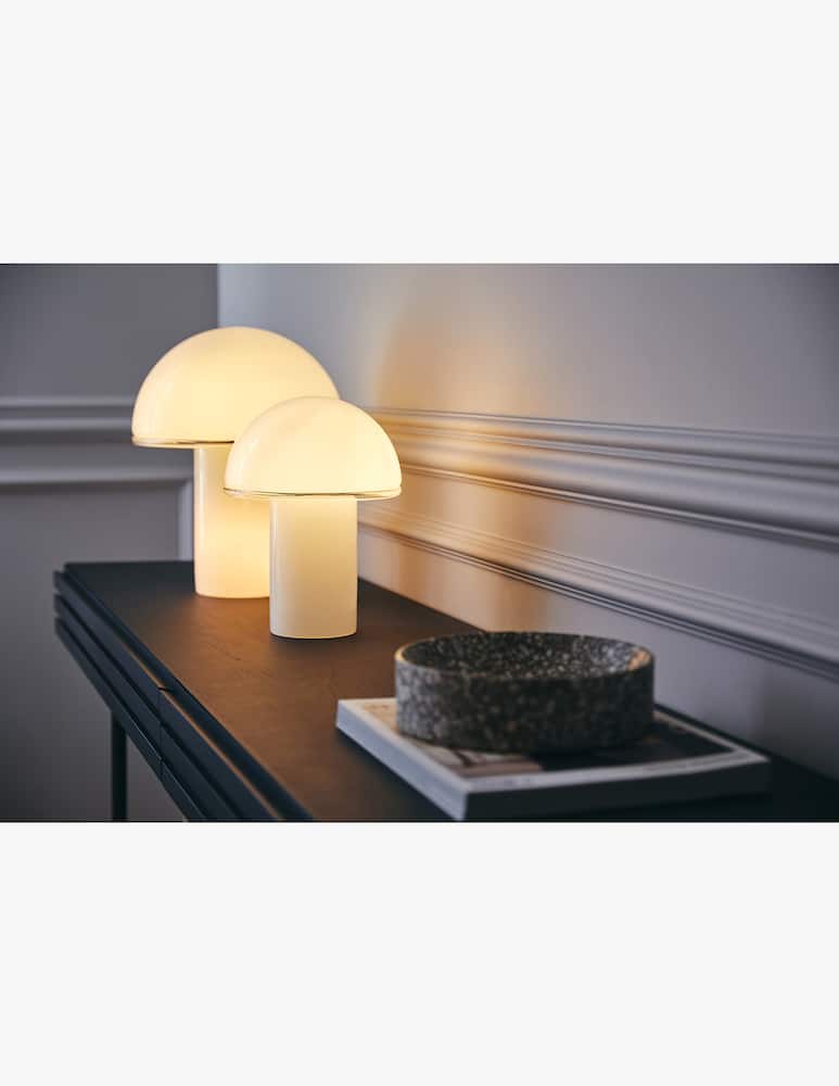 Artemide Lampada da tavolo Onfale Medio - immagine 2 Artemide Lampada da tavolo Onfale Medio - immagine 2
