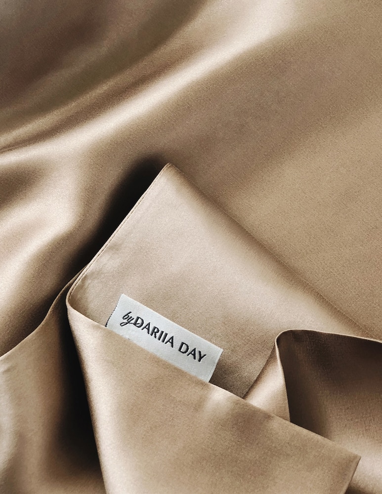 By Dariia Day Cuscino Silk 50X75 - immagine 4 By Dariia Day Cuscino Silk 50X75 - immagine 4
