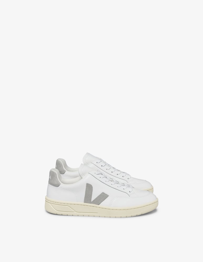 Veja Sneakers v-12 - picture 1 Veja Sneakers v-12 - picture 1