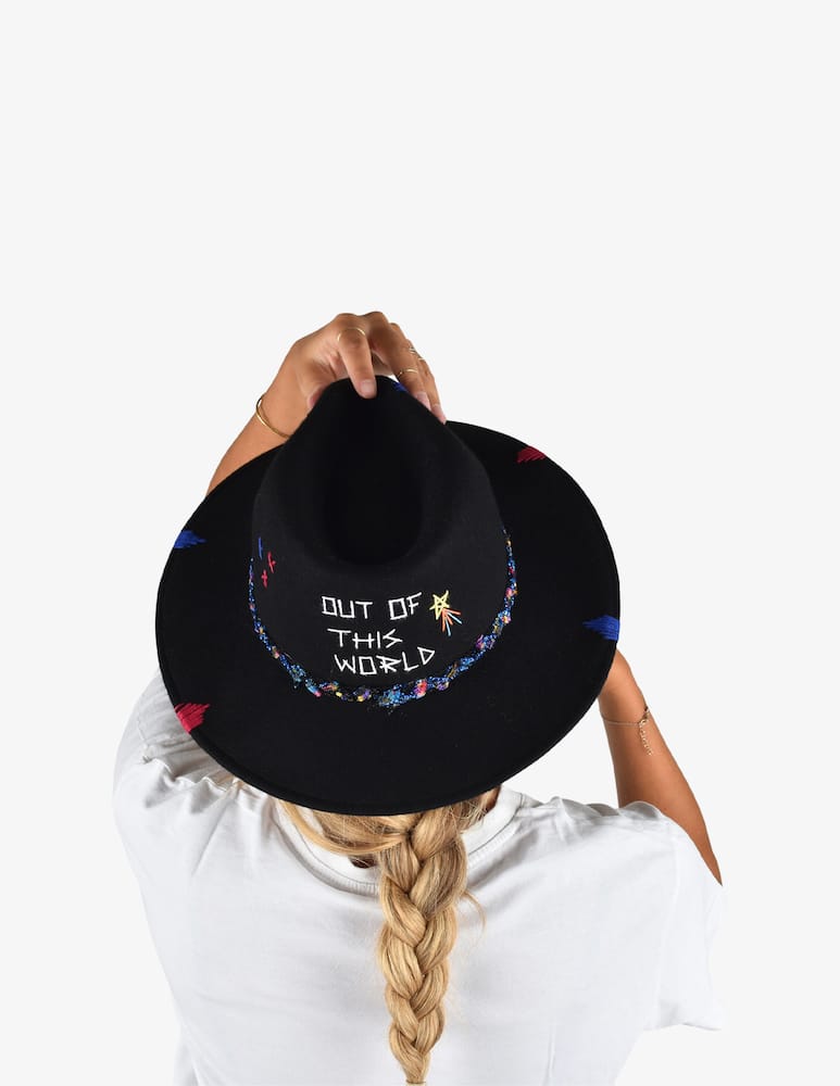 rinascente The Hat Gang Out of this world hat