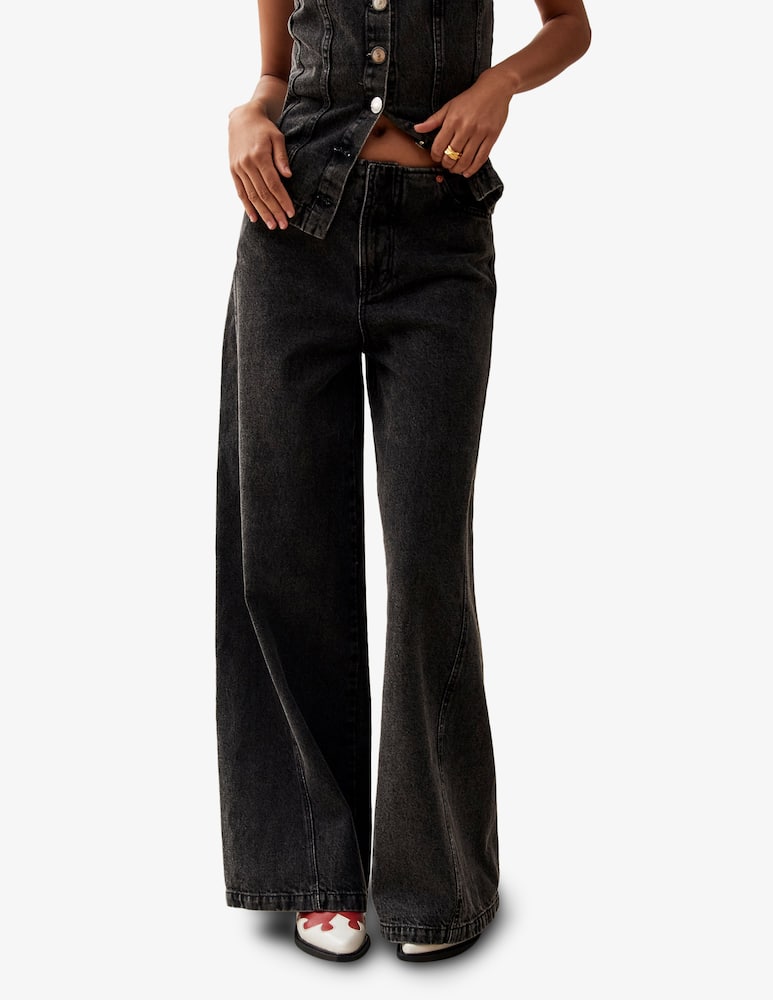 Alohas Magda denim pants - picture 1 Alohas Magda denim pants - picture 1