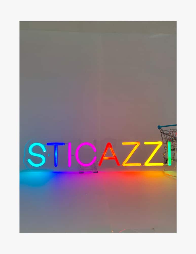 Insulti Luminosi Insegna luminosa Sticazzi - immagine 1 Insulti Luminosi Insegna luminosa Sticazzi - immagine 1