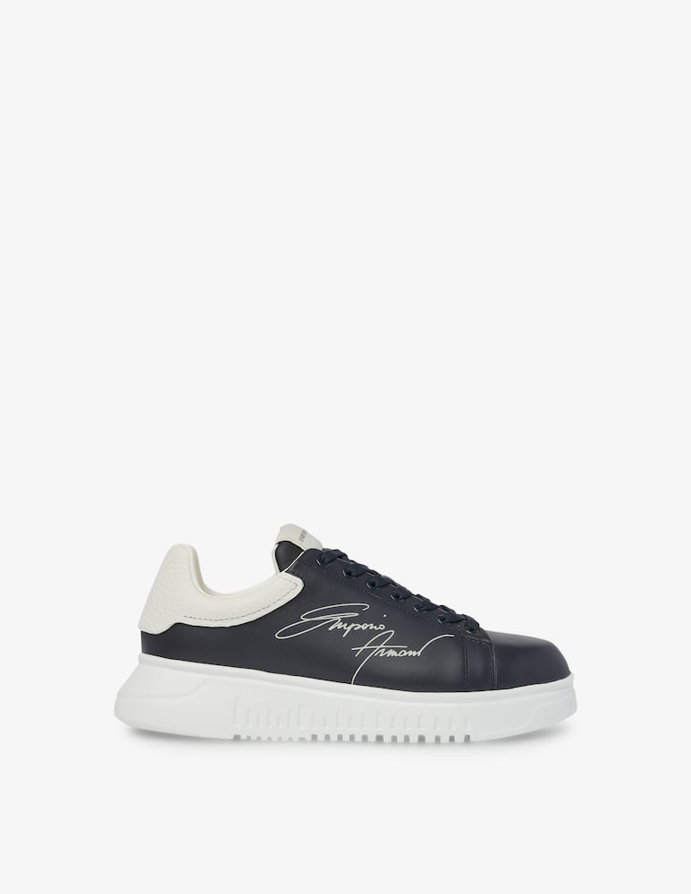 Emporio Armani Sneakers con firma - blu e bianco - immagine 1 Emporio Armani Sneakers con firma - blu e bianco - immagine 1