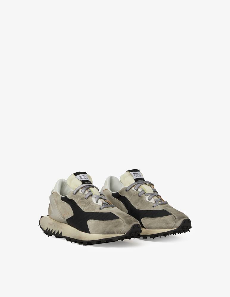 Run Of Carbonifera leather low-top sneakers - white - picture 2 Run Of Carbonifera leather low-top sneakers - white - picture 2