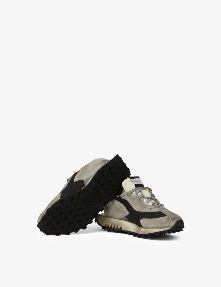 Run Of Carbonifera leather low-top sneakers - white - picture 5 Run Of Carbonifera leather low-top sneakers - white - picture 5