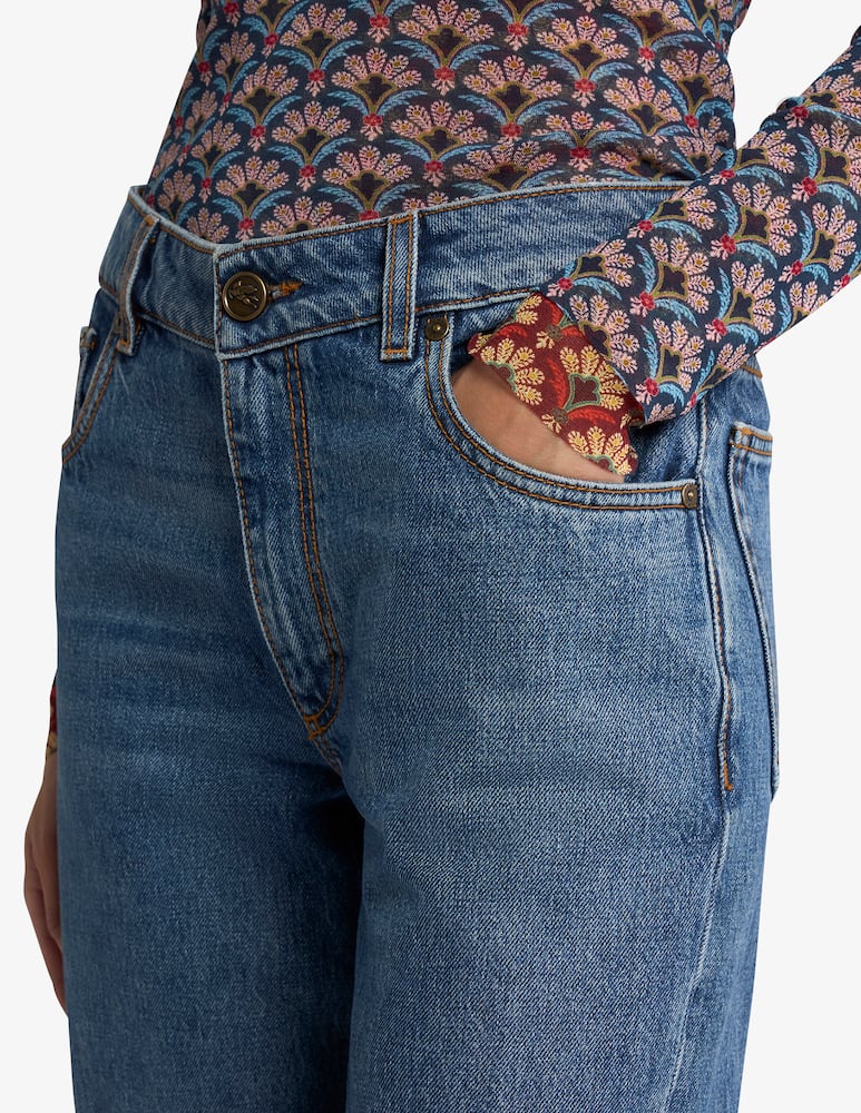 ETRO Flared denim jeans with pegaso embroidery - picture 3 ETRO Flared denim jeans with pegaso embroidery - picture 3