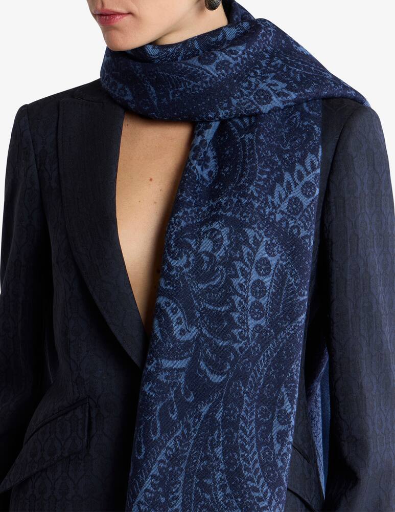 ETRO Wool jacquard scarf with floral paisley motif - picture 2 ETRO Wool jacquard scarf with floral paisley motif - picture 2