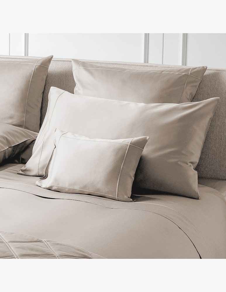 Rivolta Carmignani Lounge Boudoir Decorative Pillow Case - picture 5 Rivolta Carmignani Lounge Boudoir Decorative Pillow Case - picture 5