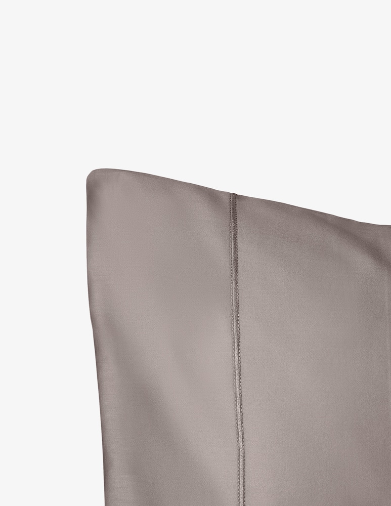 Rivolta Carmignani Lounge Pair Of Pillow Cases - picture 2 Rivolta Carmignani Lounge Pair Of Pillow Cases - picture 2