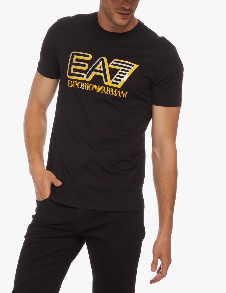EA7 T-shirt con maxi logo a contrasto - immagine 2 EA7 T-shirt con maxi logo a contrasto - immagine 2