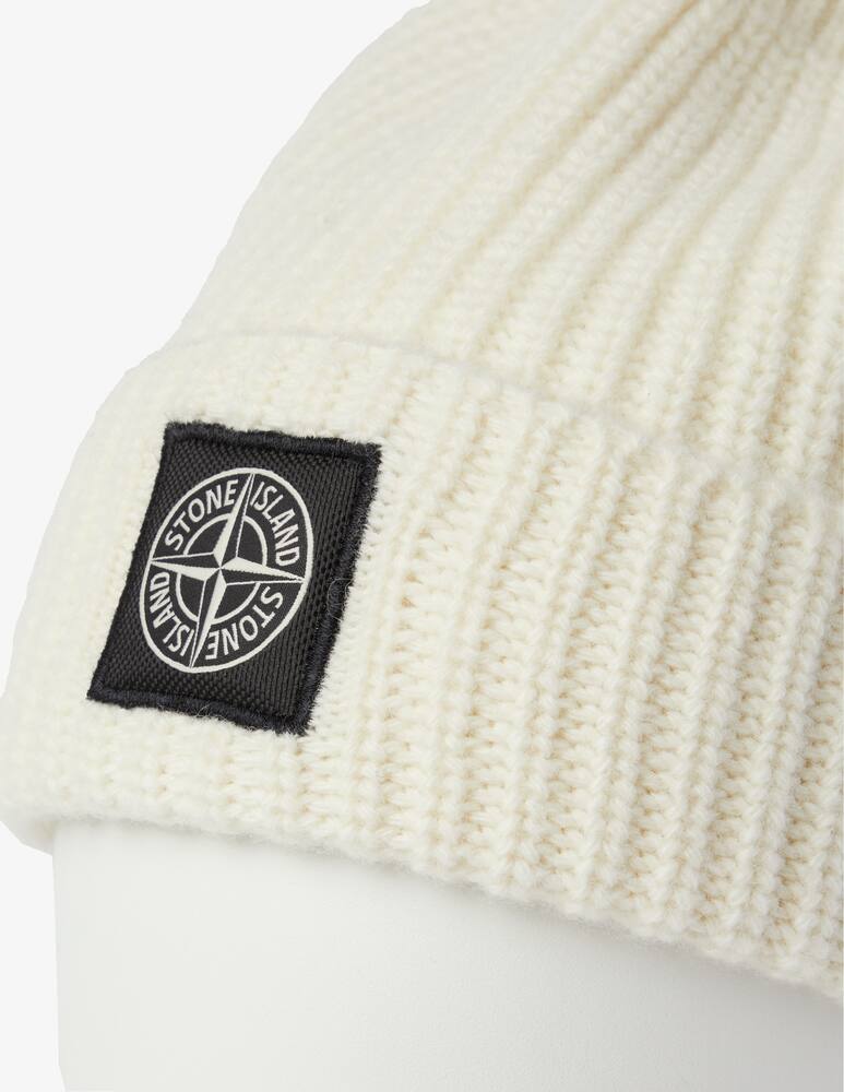 rinascente Stone Island Cappello beanie in lana a costine - Bianco