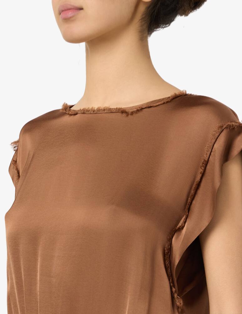 Manila Grace Blusa sfrangiata con collo a barca - immagine 4 Manila Grace Blusa sfrangiata con collo a barca - immagine 4