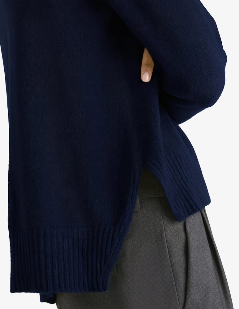 Manila Grace Boat neck jumper - picture 2 Manila Grace Boat neck jumper - picture 2